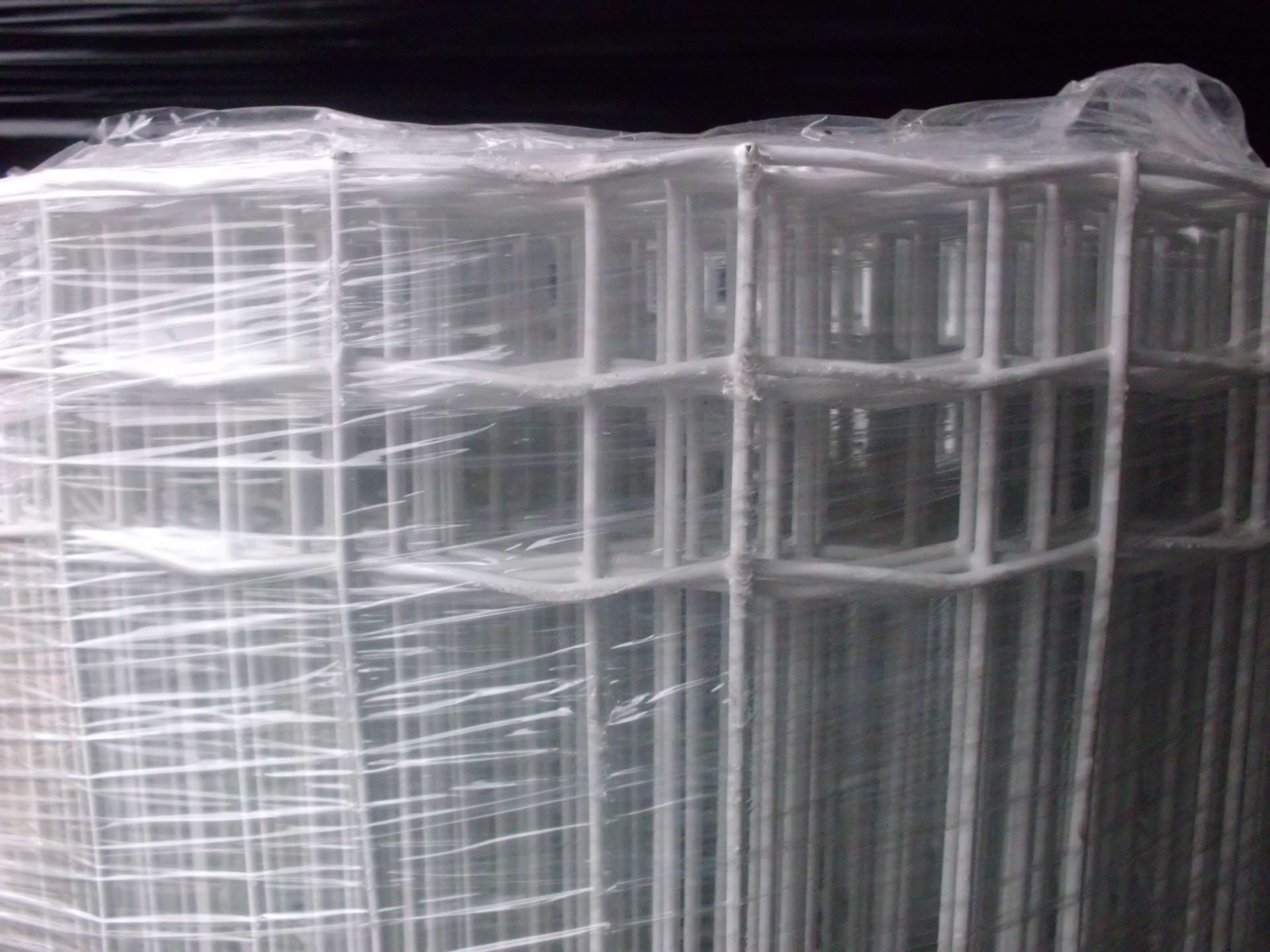 Hortaplast Branca - Rede Eletrosoldada Plastificada - Image 4